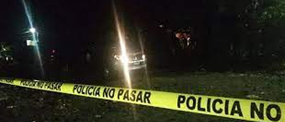 Hombre muere atropellado al intentar cruzar en carretea Litoral