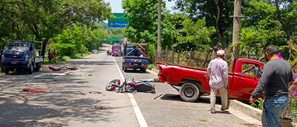 Reportan fuerte accidente en carretera a Comalapa, a la altura del desvío a Olocuilta