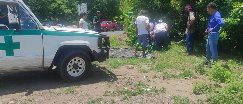 Reportan persona atropella en carretera El Litoral