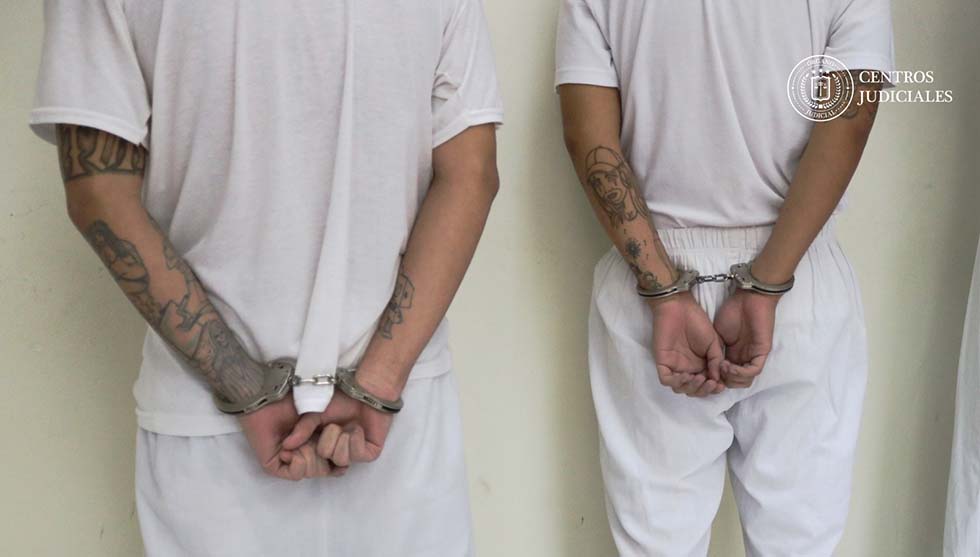 Mandan a prisión a sujetos acusados de homicidio en el barrio San Jacinto, San Salvador