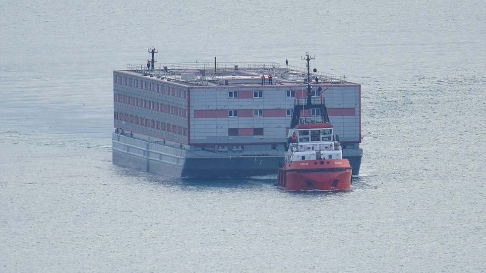 Así es la polémica cárcel flotante para inmigrantes que prepara el Reino Unido