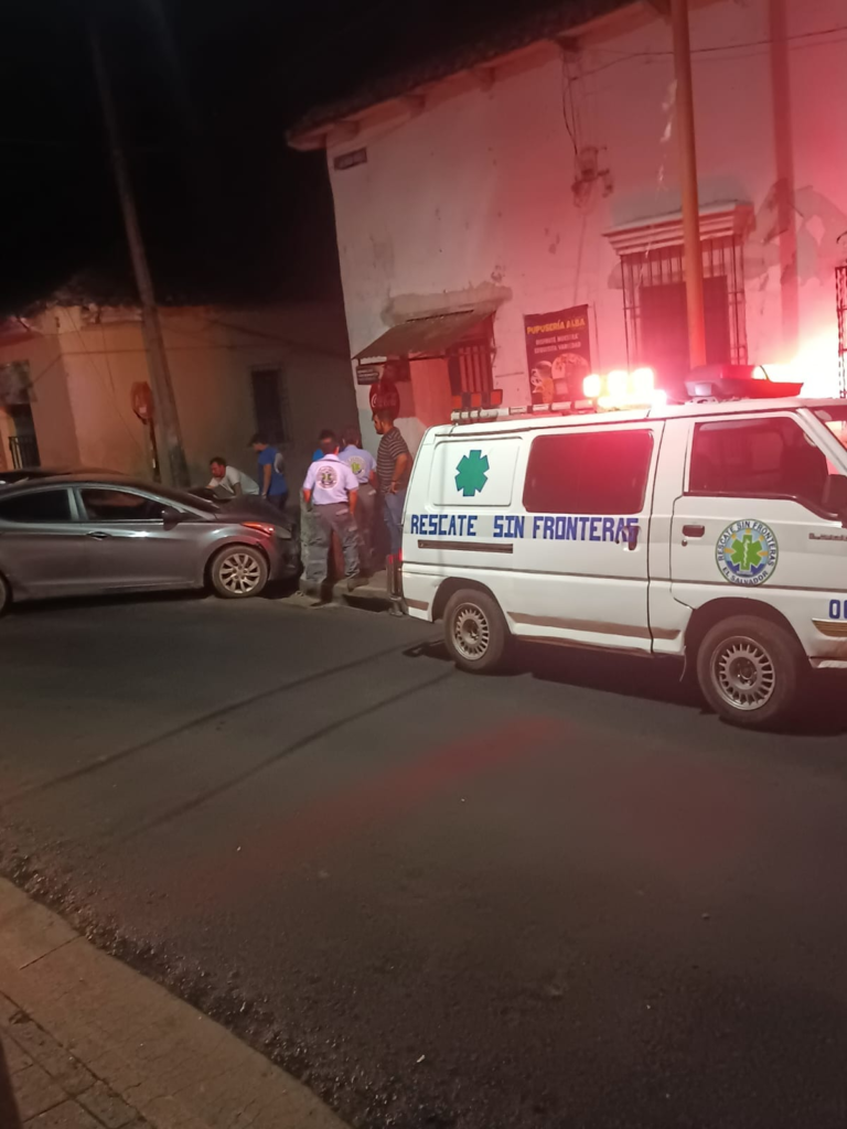 Conductor pierde el control y choca contra un muro en Santa Ana – El Blog
