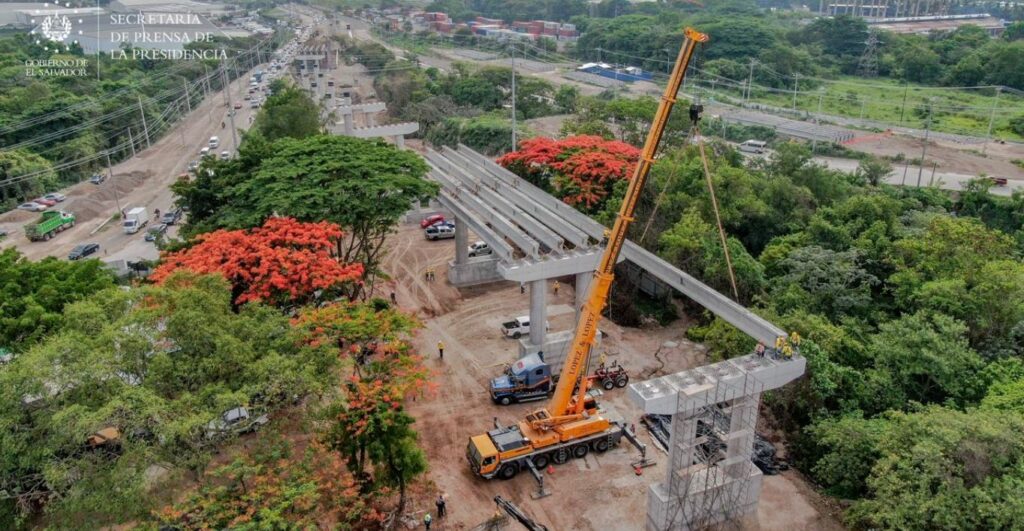 Tres nuevos pasos a desnivel estarán listos en los próximos meses para mejorar la movilidad vial