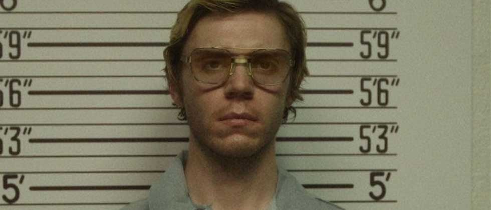 Familiares de víctimas de Jeffrey Dahmer critican nominaciones a los Emmy
