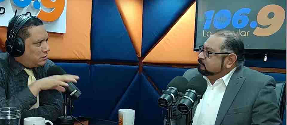 Candidato presidencial de ARENA le preocupa representar a los salvadoreños «con esta bandera»