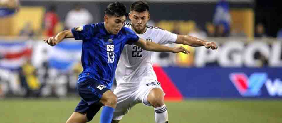 Leonardo Menjívar afirma que tiene varias ofertas en el fútbol costarricense