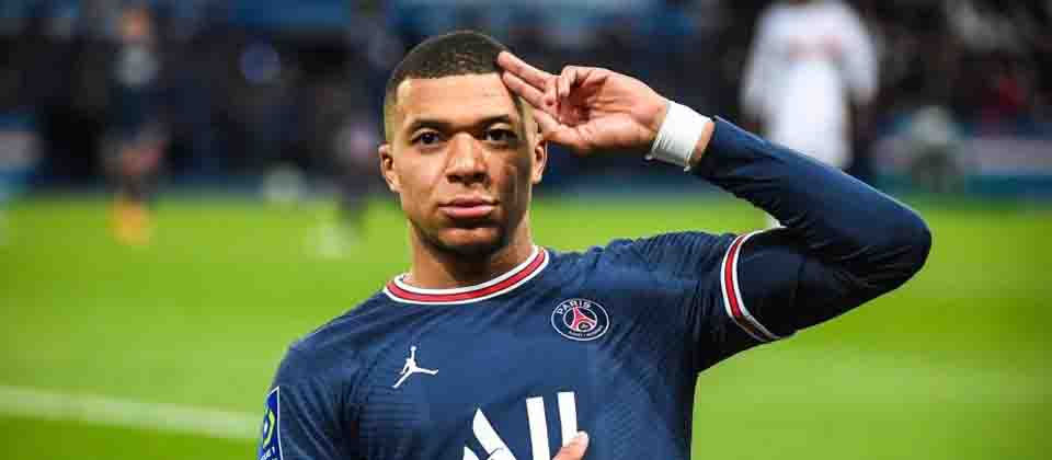 Mbappé comunica al PSG que no renovará y que está negociando con el Madrid