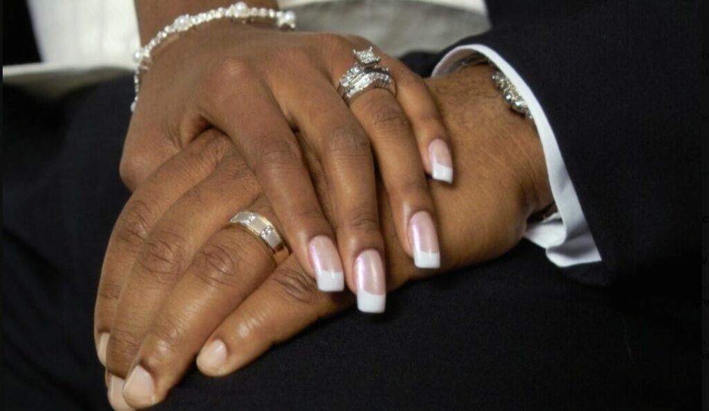 Novia queda viuda 10 minutos después de casarse