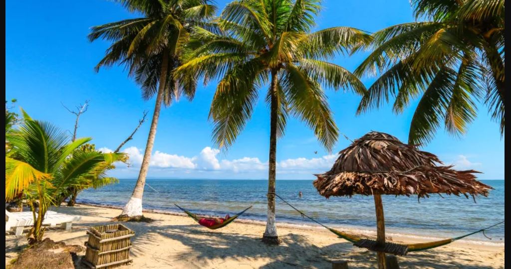 Sujeto estafó a varias personas con alquiler de rancho en la playa: Las víctimas se dieron cuenta cuando llegaron al lugar