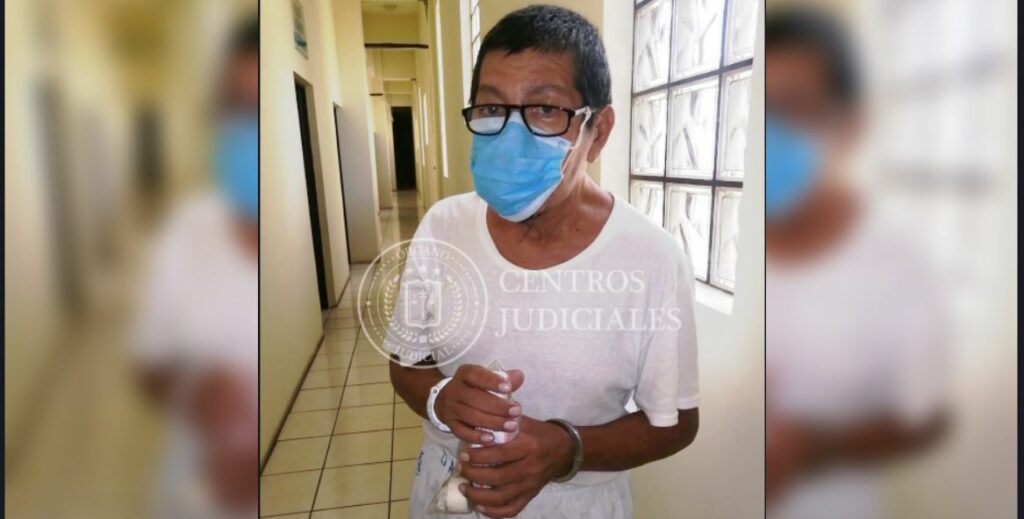 Procesan a profesor acusado de aprovecharse de dos alumnos mientras daba clases de refuerzo