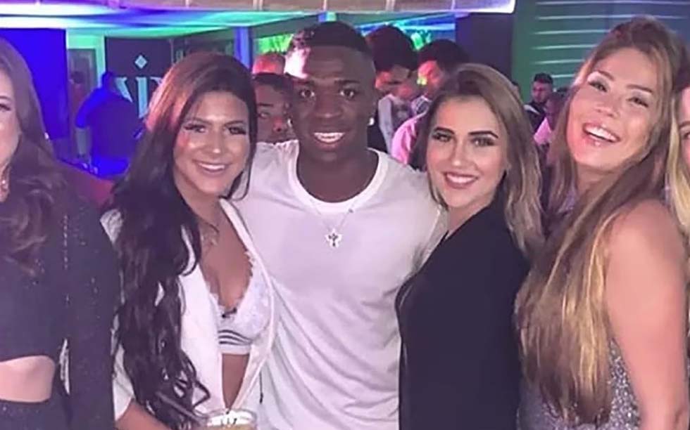 Dan a conocer las feas exigencias de Vinicius para invitar mujeres a sus fiestas