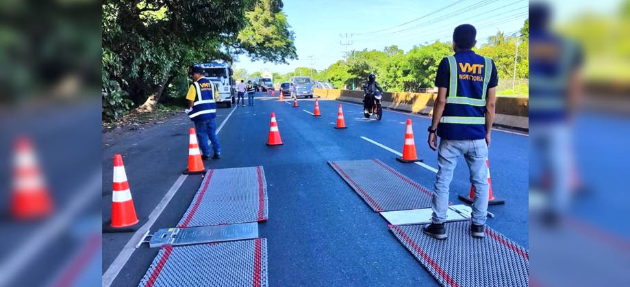 VMT instala dispositivos de control vehicular a transportistas de carga pesada