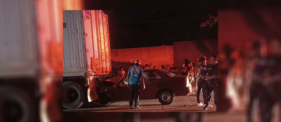 Dos lesionados tras fuerte choque en Santa Ana