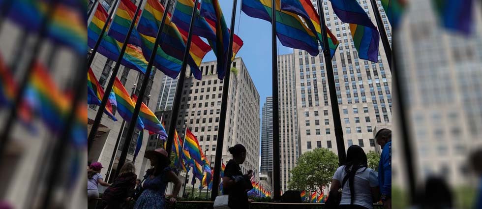 Banco Mundial dice que no dará más fondos a Uganda tras aprobar ley contra la homosexualidad