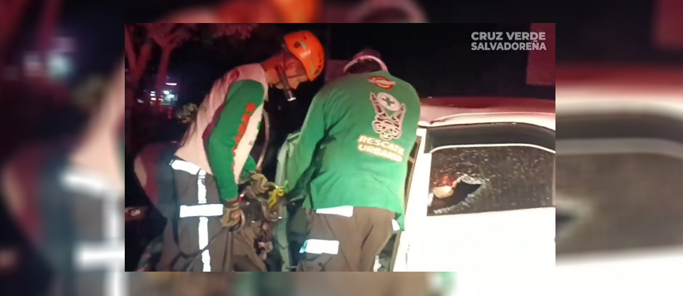 Hombre muere tras fuerte accidente de tránsito carretera a Comalapa