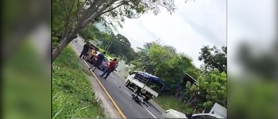 Motociclista resulta lesionado tras choque en la carretera de Oro