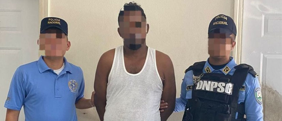 Hombre amenaza con darle de beber cloro a su hijo para que su expareja regresara 