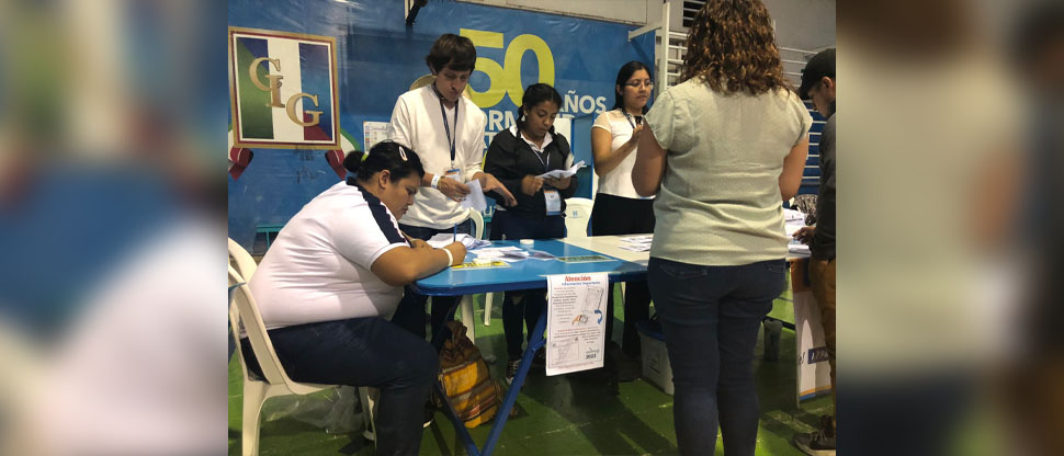 Bernardo Arévalo se pone a la cabeza en el escrutinio en la segunda vuelta electoral en Guatemala 