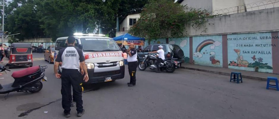 Lanzan segunda bomba en centro de votación de la capital de Guatemala 