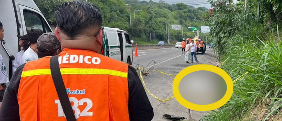 Cadáver de peatón queda a un lado del bulevar Constitución tras ser atropellado 