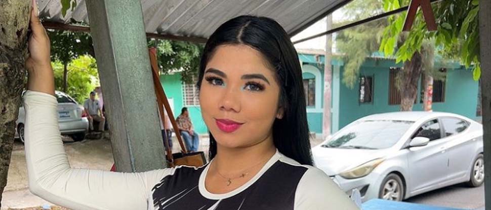 Abagail Mancía anuncia que ya tiene cuenta en OnlyFans