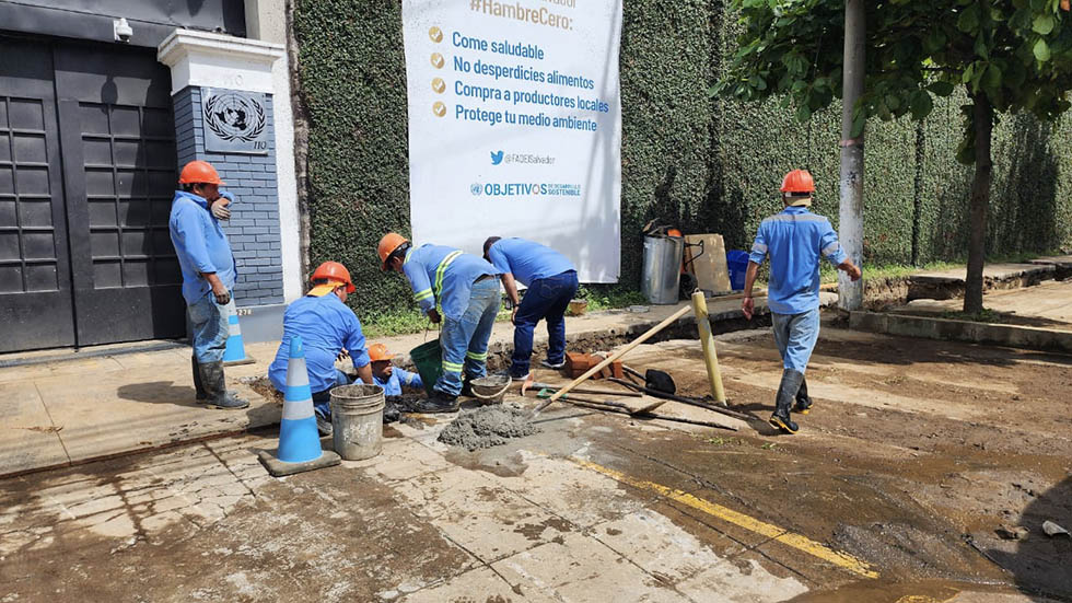 Constructora El Salvador inicia trabajos para la instalación de cableado subterráneo en la Zona Rosa