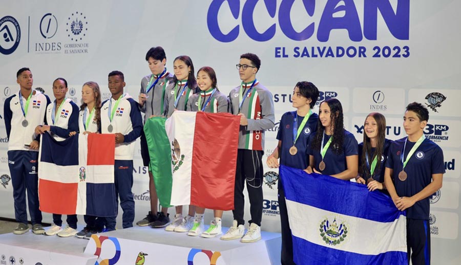 El Salvador abre el CCCAN con tres bronces
