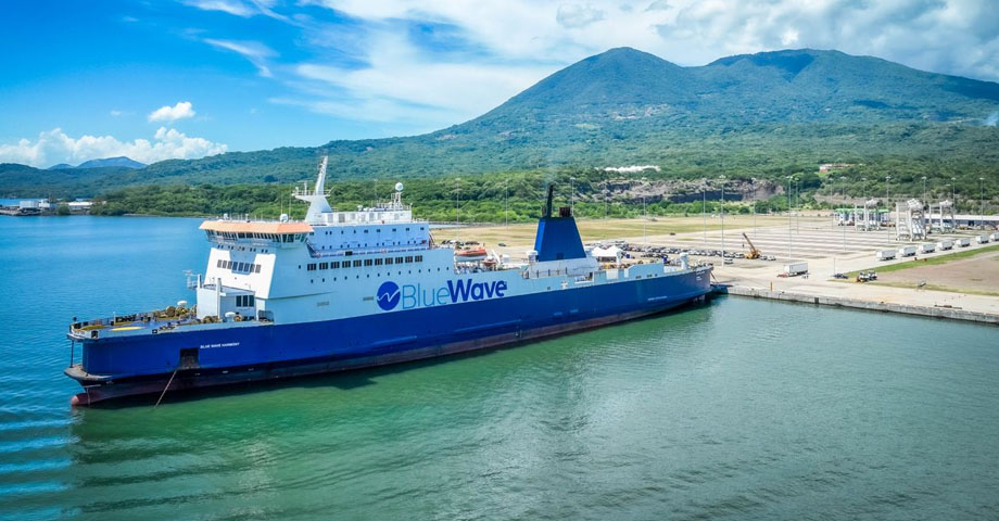 Así fue el zarpe del ferri en el puerto de La Unión