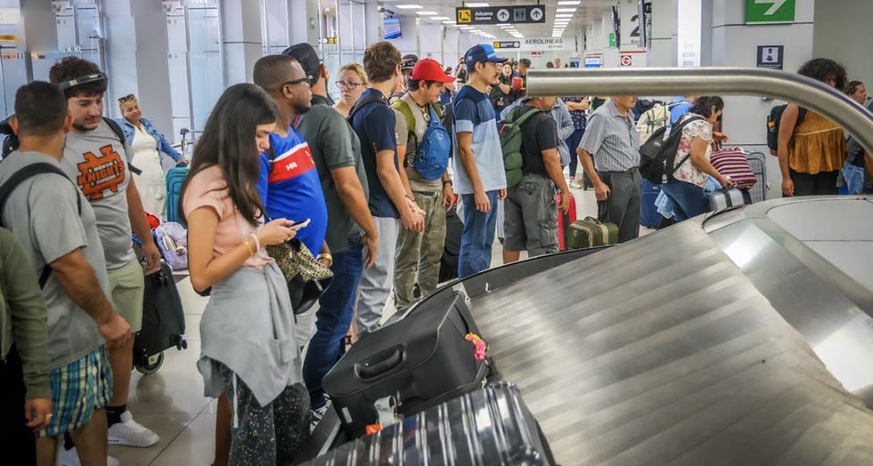 El Salvador registró récord de llegadas de extranjeros durante las vacaciones de agosto