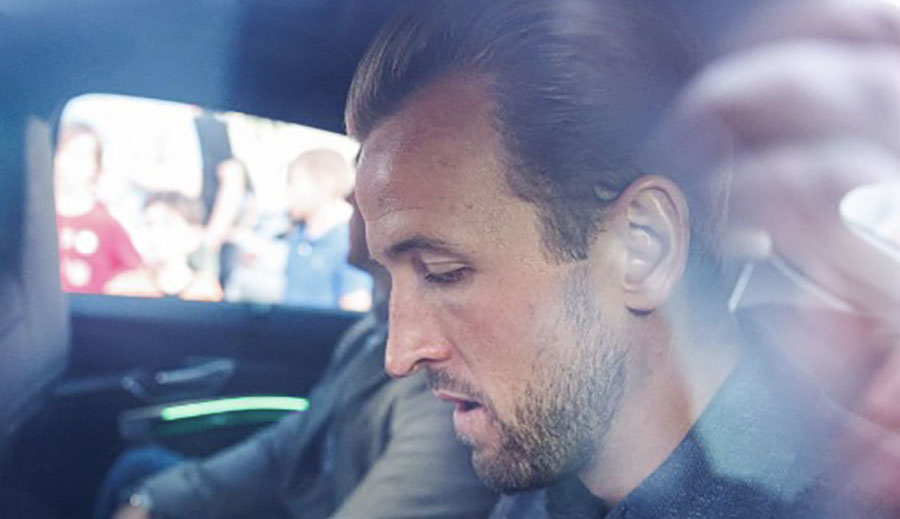 Harry Kane llega a Alemania para someterse al reconocimiento médico con el Bayern