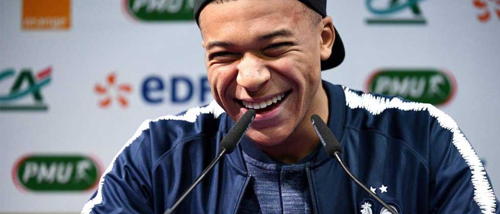 Mbappé vuelve a los entrenamientos con el PSG y deja burlado al Real Madrid