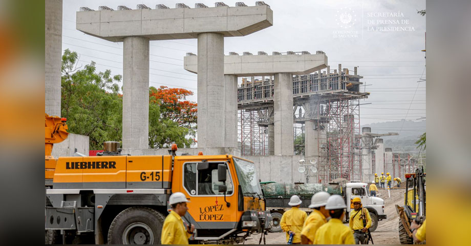 Paso vehicular en bulevar Constitución será parcialmente restringido por trabajos