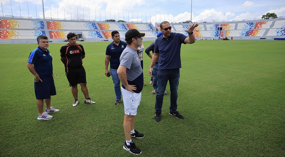 Hugo Pérez asegura que ahora el “Mágico” González es el mejor estadio del país