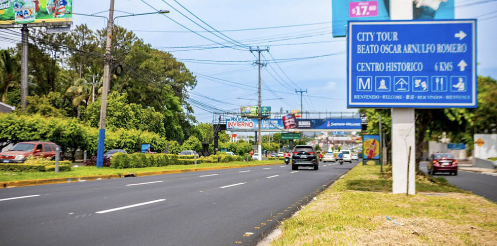 Fovial inicia trabajos de señalización vial en bulevar Los Próceres