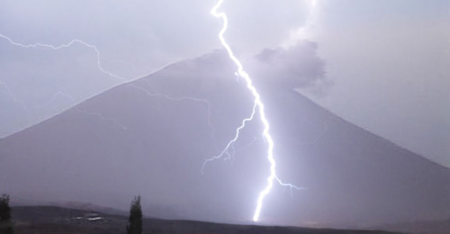 Hombre recibe la descarga de un rayo cuando escalaba el volcán de San Miguel