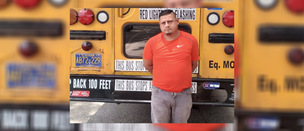 Capturan a motorista que arrolló a dos personas y se dio a la fuga
