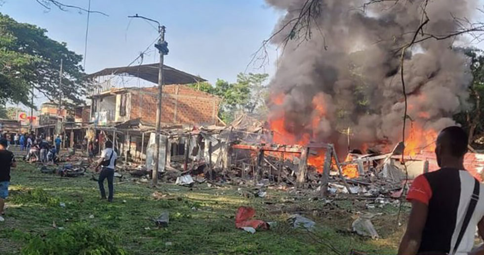 Atacan con explosivos una estación policial en Cauca, Colombia