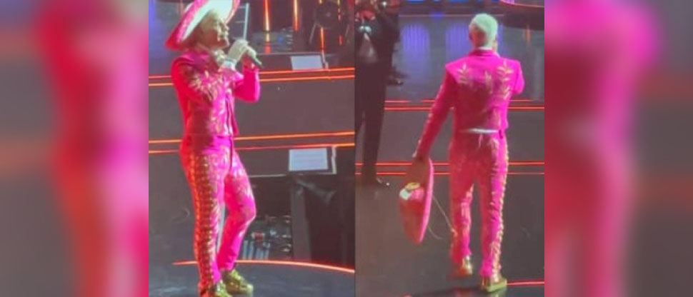 Miembro de RBD viste traje de charro rosado y desata la furia de los cantantes de rancheras