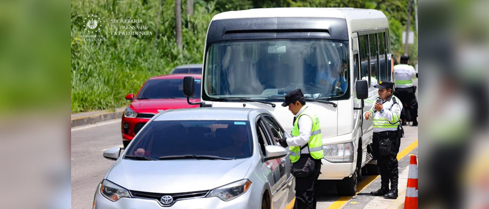 Incrementarán los controles vehiculares en todo el país para prevenir accidentes