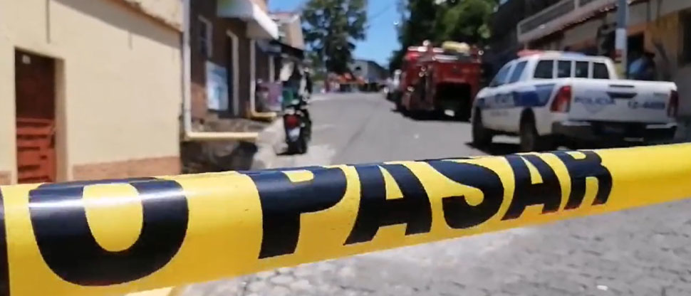 Cuatro personas quedan atrapadas dentro de fosa séptica en Morazán 