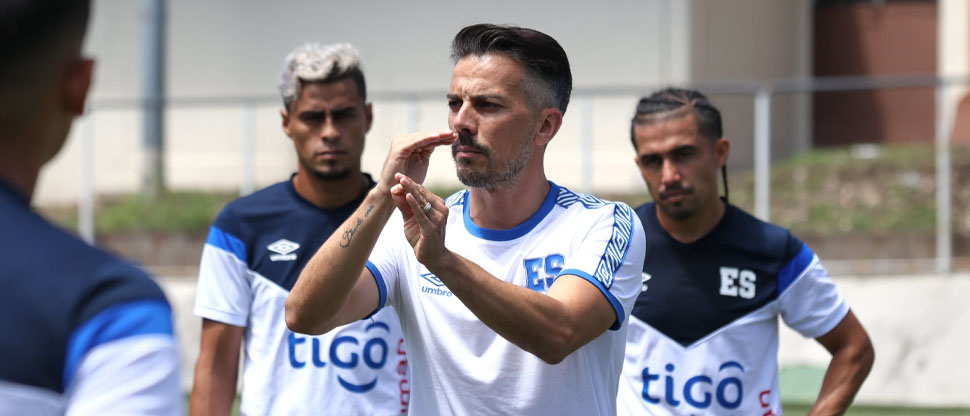 INICIO DE CICLO: Nuevo DT de La Selecta dirige su primer entrenamiento