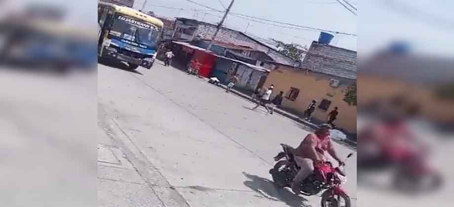 Delincuentes disparan libremente en calles de Ecuador causando temor