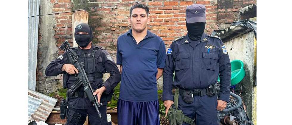 Cae asesino serial que se escondía en un taller de pintura en San Miguel