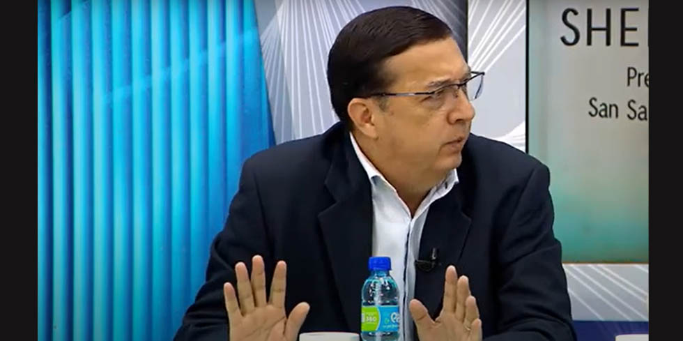 Carlos Araujo se equivoca y afirma que se van a elegir 41 nuevos alcaldes para el 2024