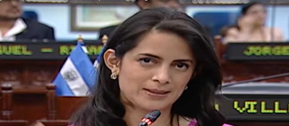 Claudia Ortiz afirma que las anteriores legislaturas «trabajaban mejor»