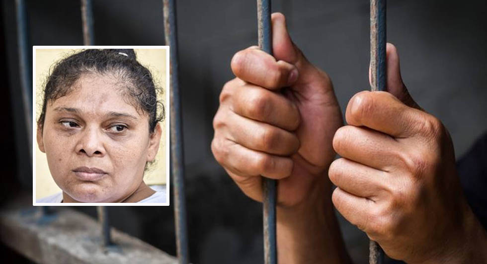 Prisión para mujer que asesinó a su pareja dentro de mesón en Colón, La Libertad