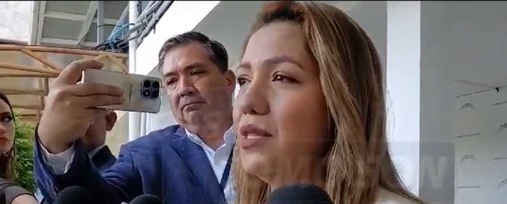 Diputada de ARENA sobre caso de René Portillo Cuadra: «Tiene un permiso sin goce de sueldo»