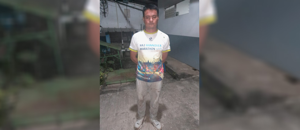 Capturan al agente que atacó su esposa, quien murió en el hospital