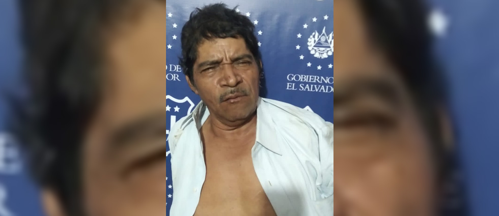 Arrestan a hombre que atacó al sujeto con quien estaba bebiendo alcohol