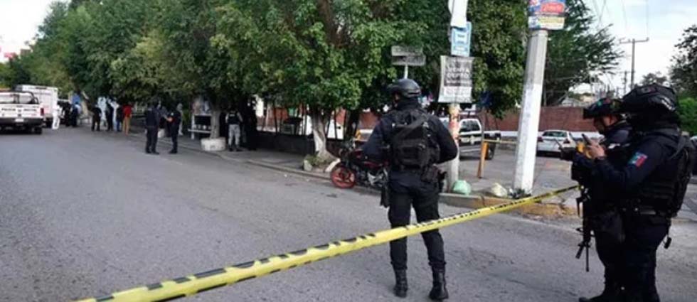 Matan a 11 policías en México